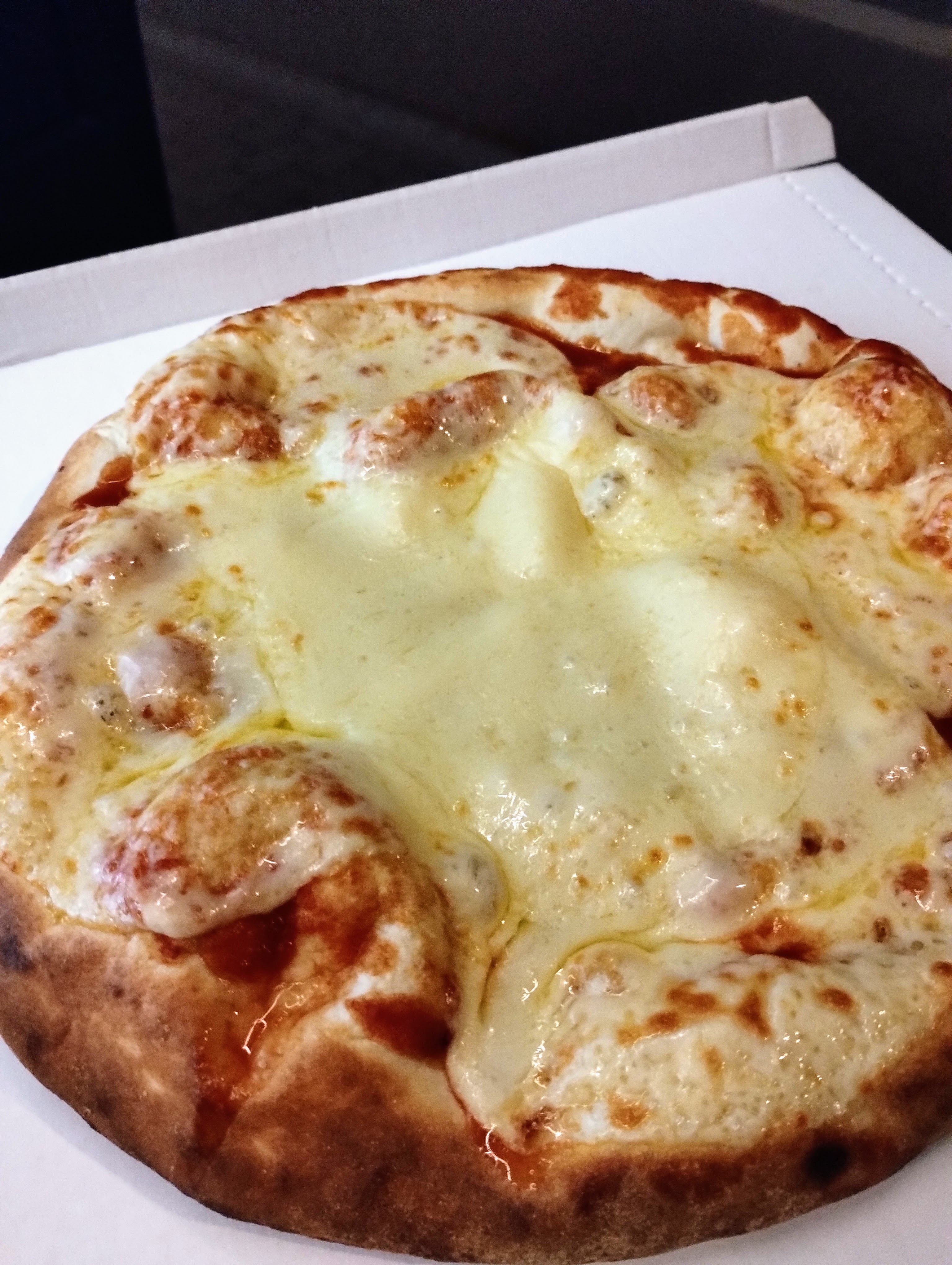 Camping - Baden-Württemberg - Pizza Margherita - 24x7 Pizza UG