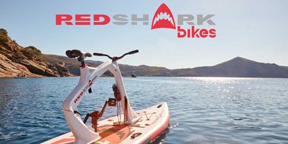 Camping - Bayern - Wasserfahrrad mi 6 in 1 Funktion - Red Shark Wasserfahrräder